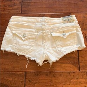 True Religion White Denim Cut-Offs Size 30